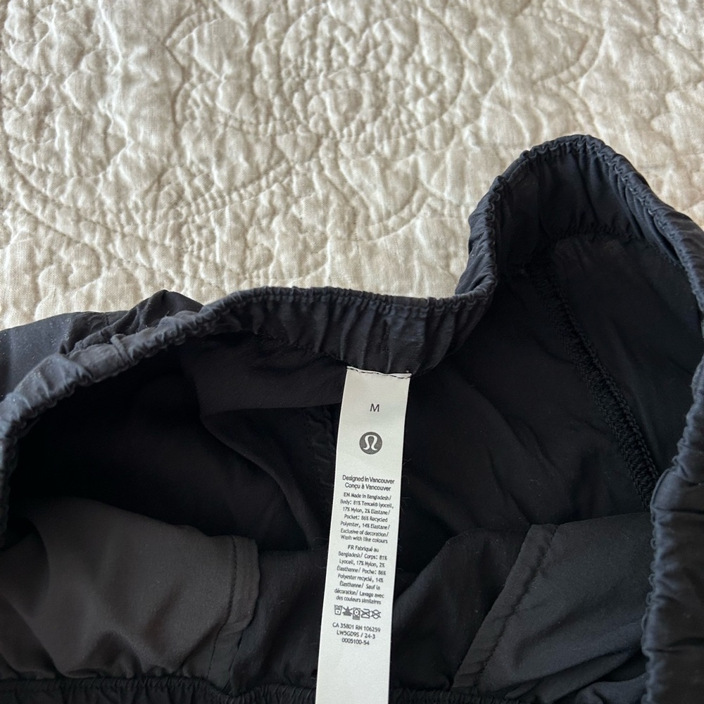 lululemon athletica Black Cargo Track Joggers - Picture 4 of 5